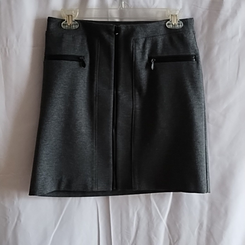 White House Black Market stretchy mini skirt size 0